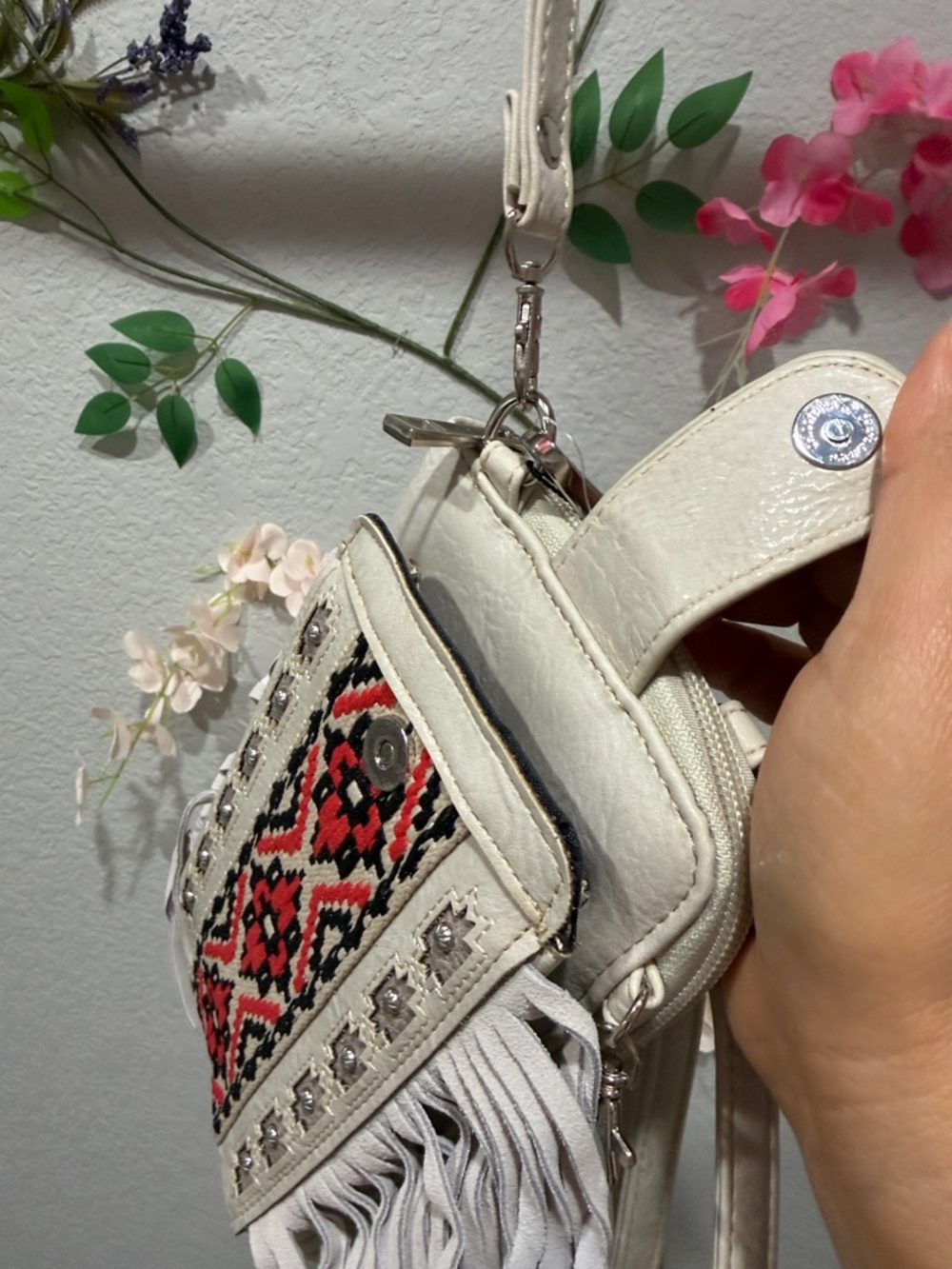 Boho Fringe Crossbody Bag in Light Gray with Red Aztec Panel - Picture 3 of 5